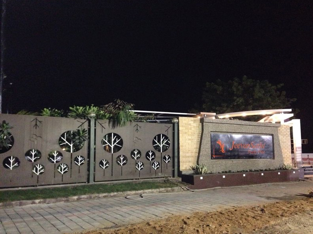 CNC Laser Cut Outdoor Metal Screen Garden Partition Panel
